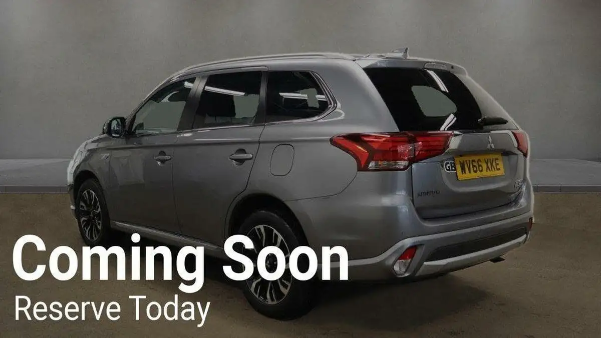 2016-mitsubishi-outlander-20-gx4h-phev-big-13