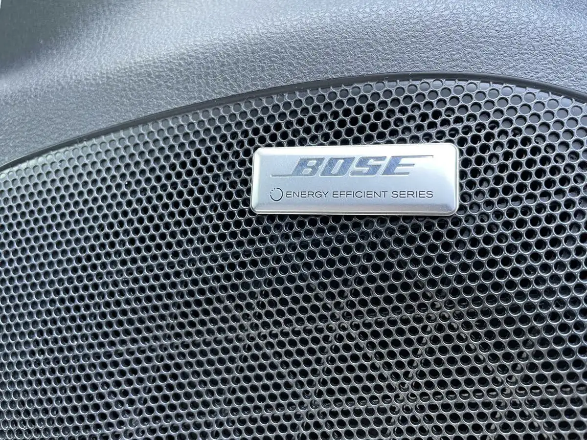 2021-nissan-leaf-e-tekna-big-11