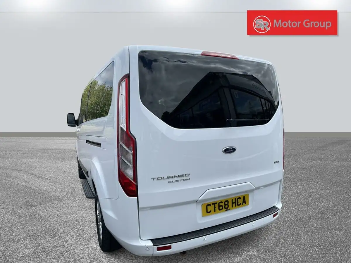 2018-ford-tourneo-custom-20tdci-320-l1-zetec-105ps-big-3