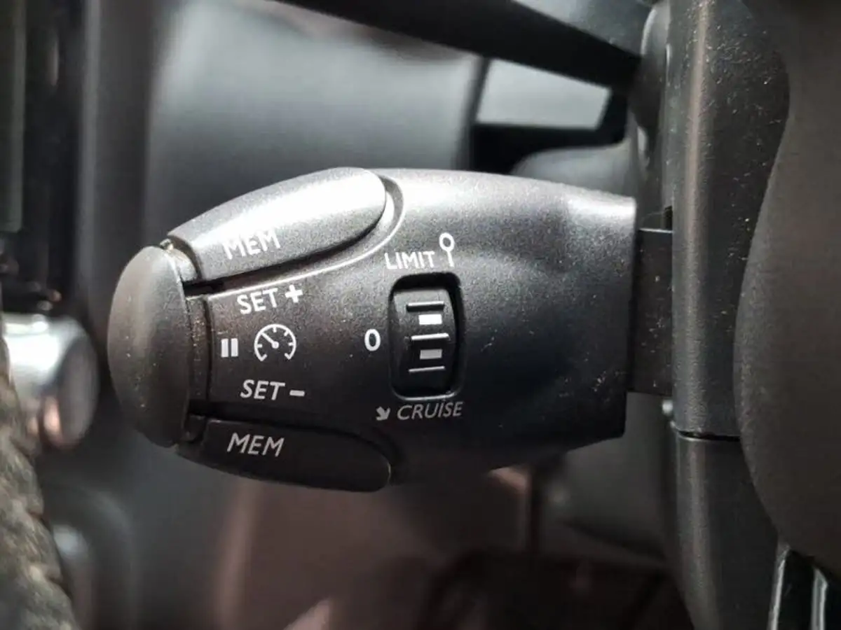 2019-citroen-c3-aircross-12-puretech-flair-110ps-ss-big-17