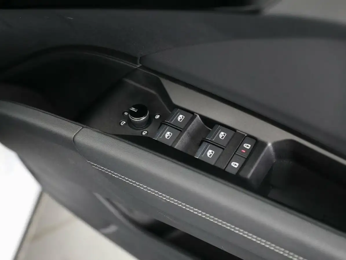 2024-audi-q4-e-tron-45e-sport-station-wagon-auto-big-39