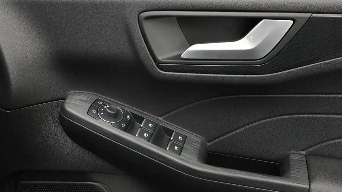 2024-ford-kuga-25t-graphite-tech-edition-190ps-fhev-big-21