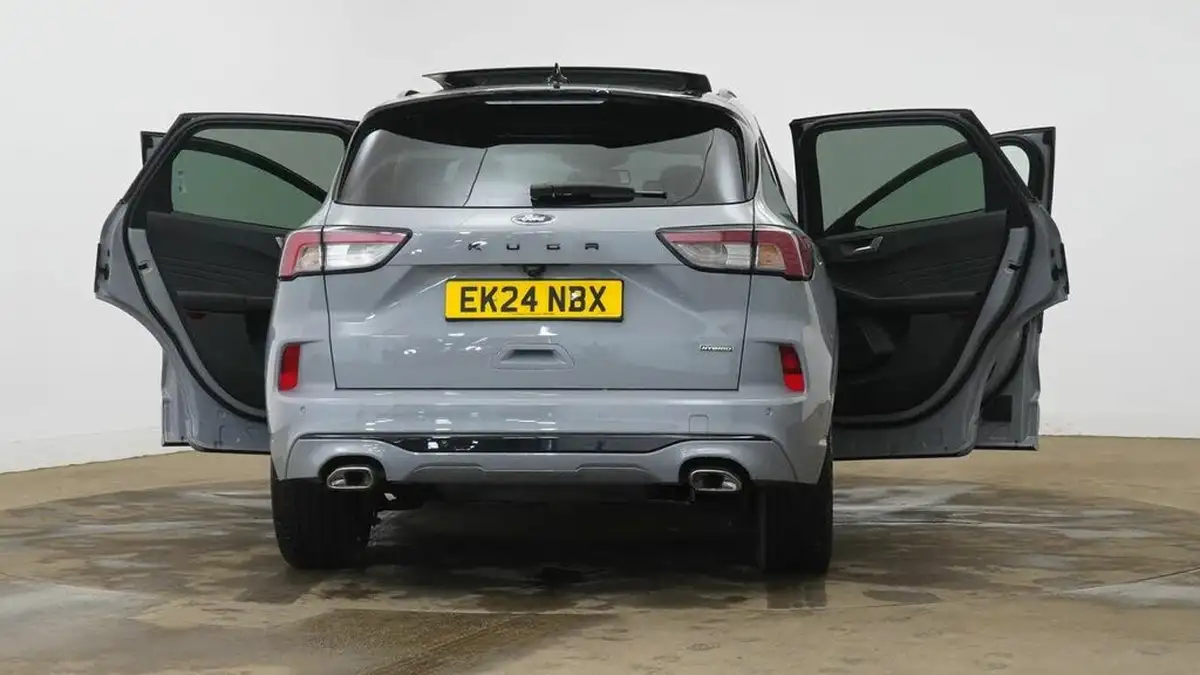 2024-ford-kuga-25t-graphite-tech-edition-190ps-fhev-big-25