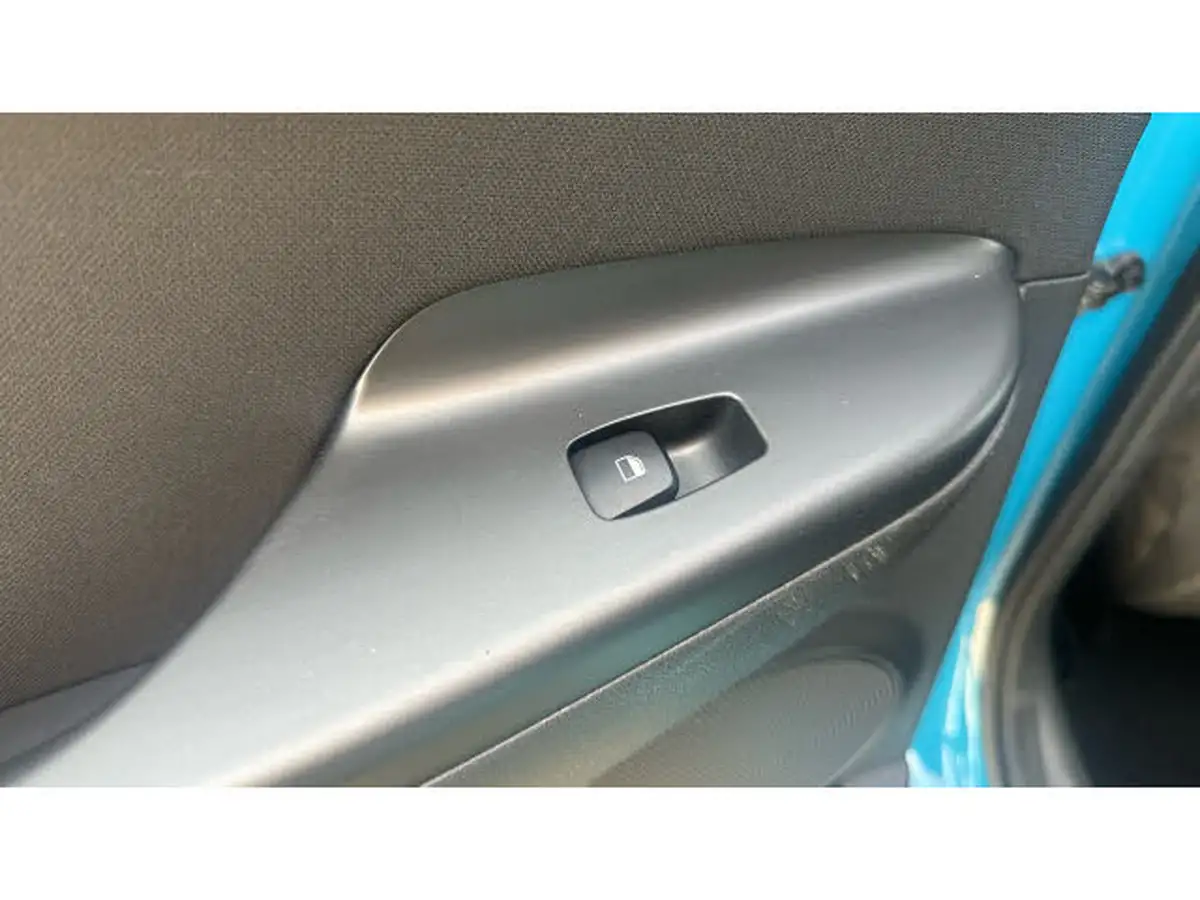 2021-hyundai-kona-16-gdi-se-connect-big-24