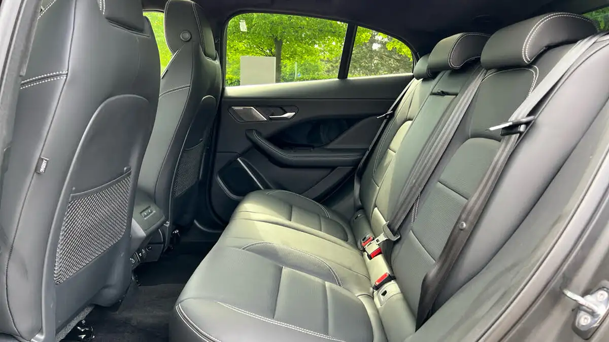 2023-jaguar-i-pace-ev400-r-dynamic-hse-black-big-3