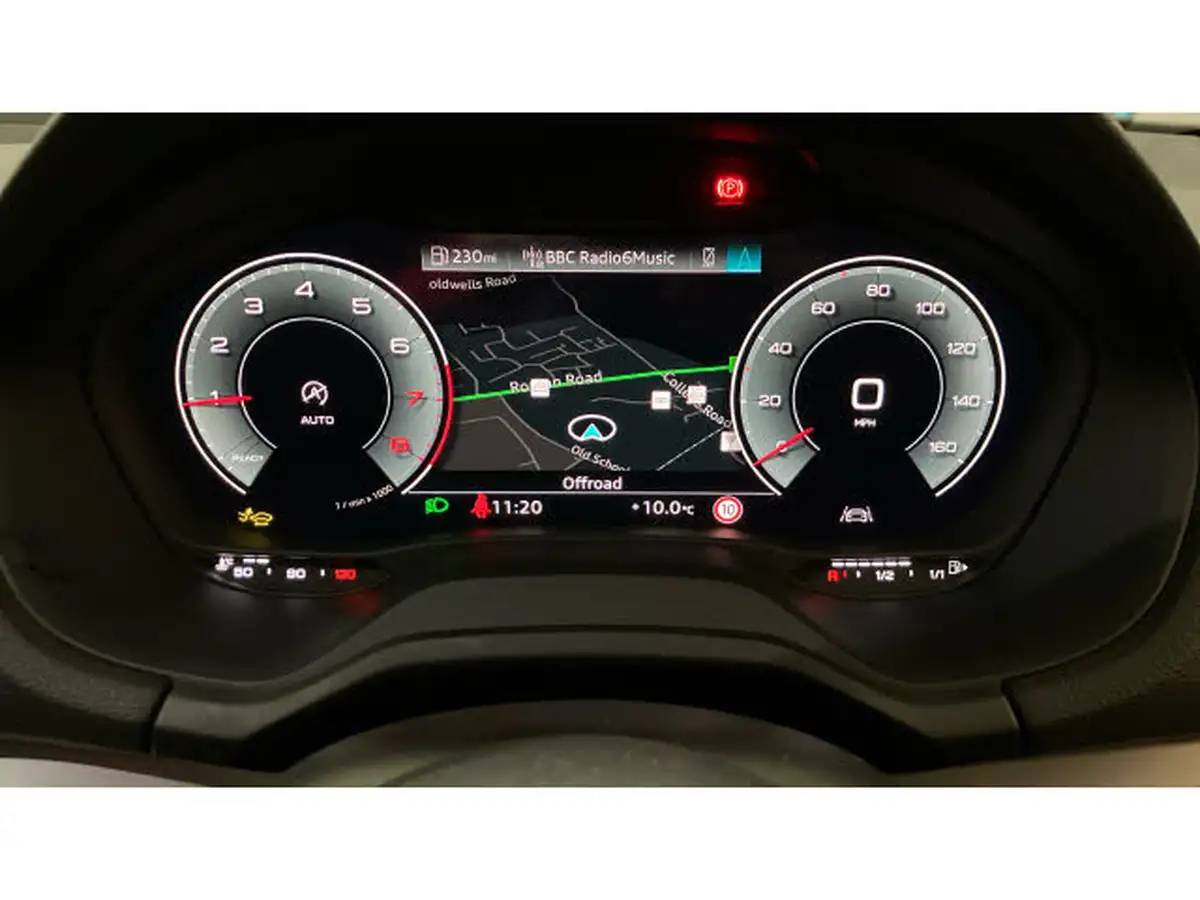 2024-audi-q2-15-35-tfsi-s-line-big-10