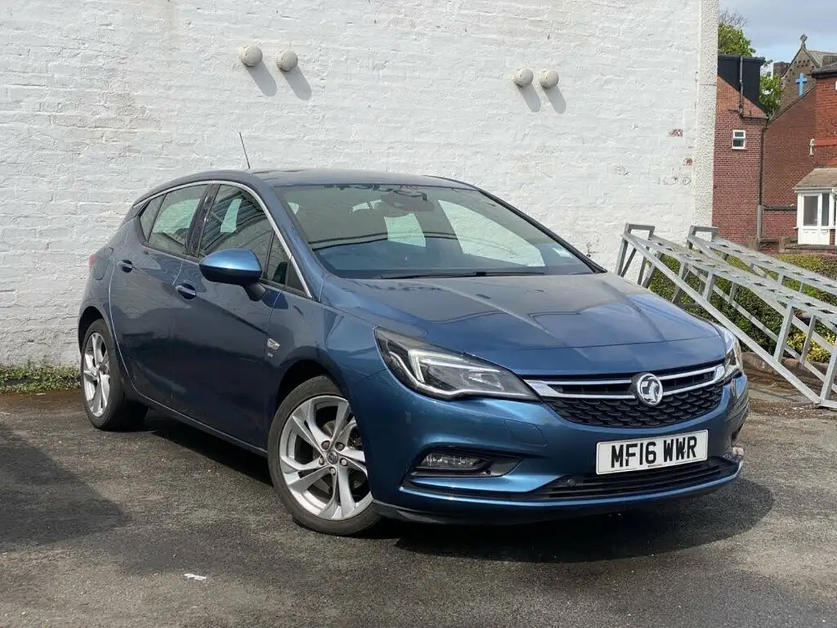 2016-vauxhall-astra-14i-16v-turbo-sri-150ps-hatchback-big-1
