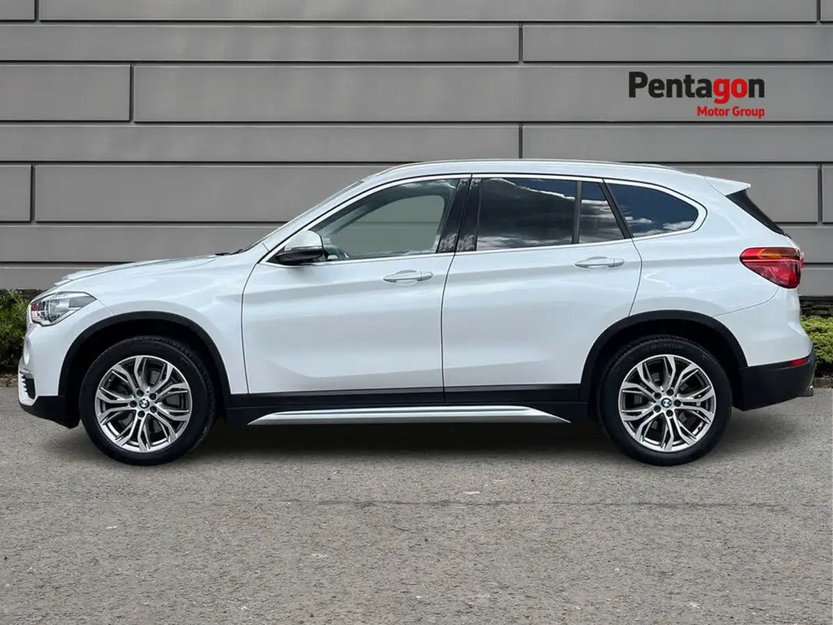2018-bmw-x1-20-xdrive20i-xline-big-12