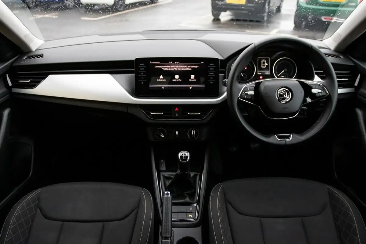 2023-skoda-scala-10-tsi-se-technology-95ps-big-12