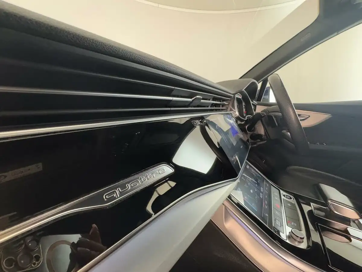 2021-audi-q7-30-55-tfsi-e-s-line-big-12