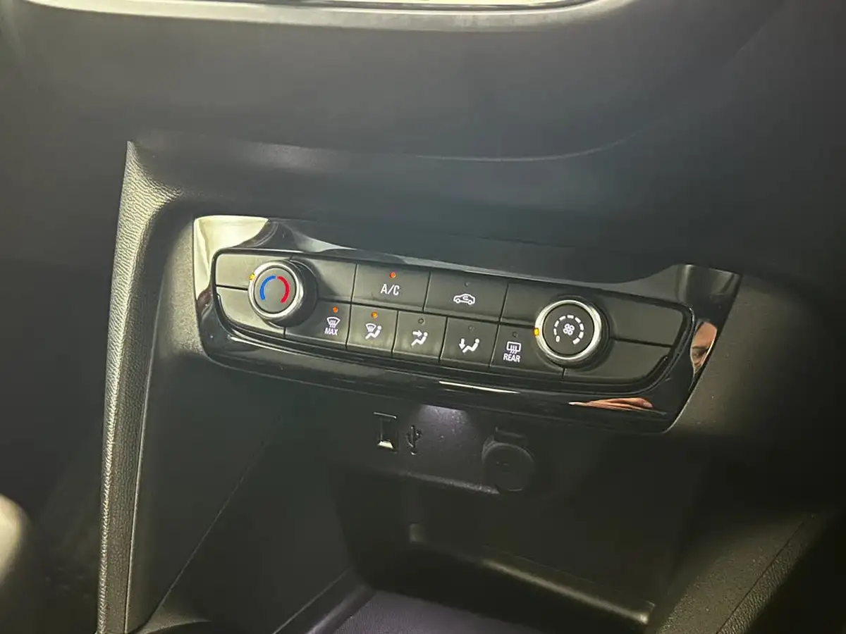 2020-vauxhall-corsa-12i-se-nav-big-33