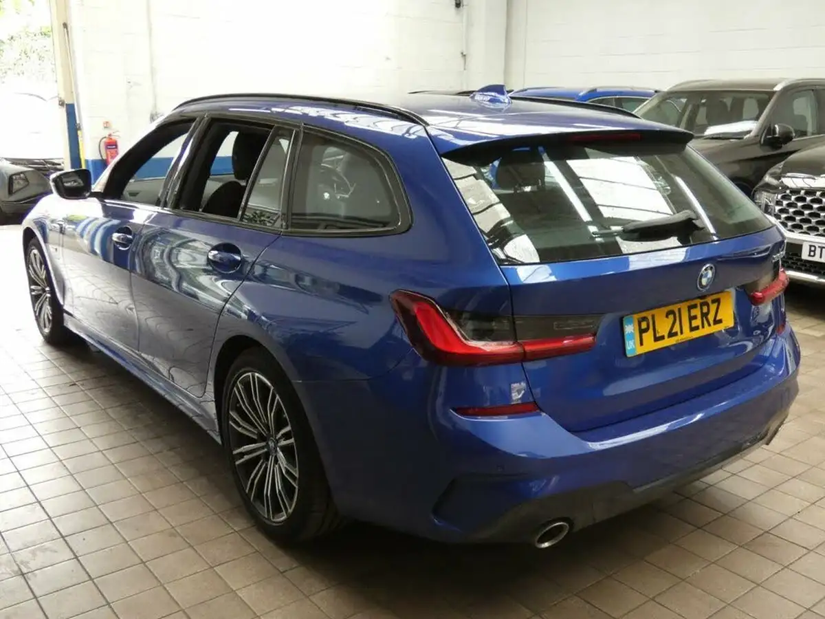 2021-bmw-3-series-20-330e-m-sport-touring-5d-big-15