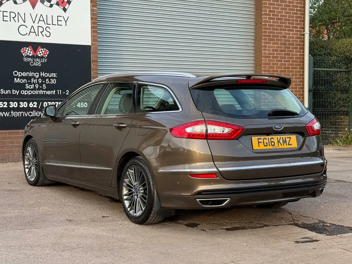 2016-ford-mondeo-20tdci-vignale-210ps-estate-5d-powershift-big-54