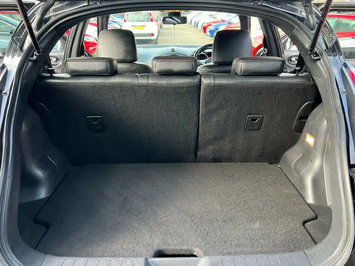 2014-nissan-juke-15dci-tekna-116ps-big-54
