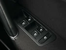 2018-volkswagen-golf-16tdi-se-nav-hatchback-5d-dsg-small-24