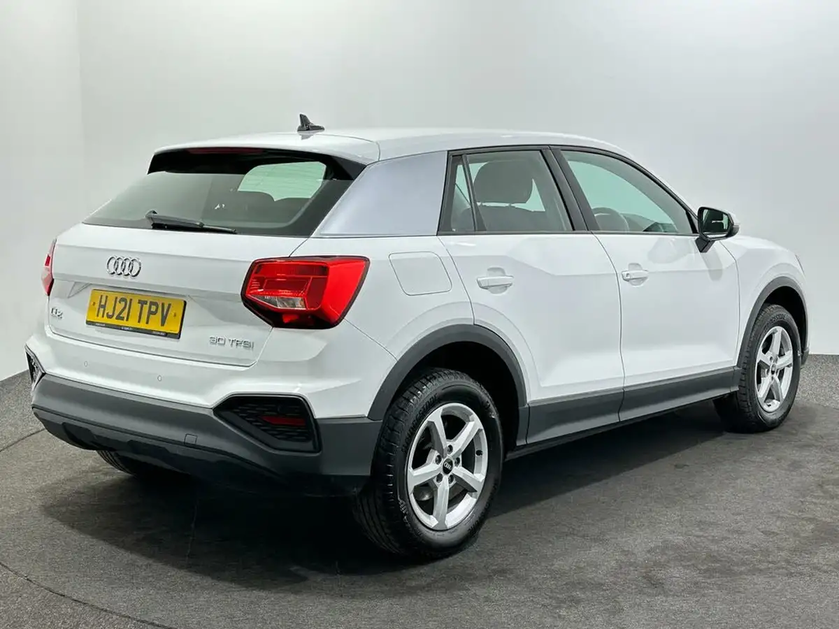 2021-audi-q2-10-30-tfsi-technik-big-6