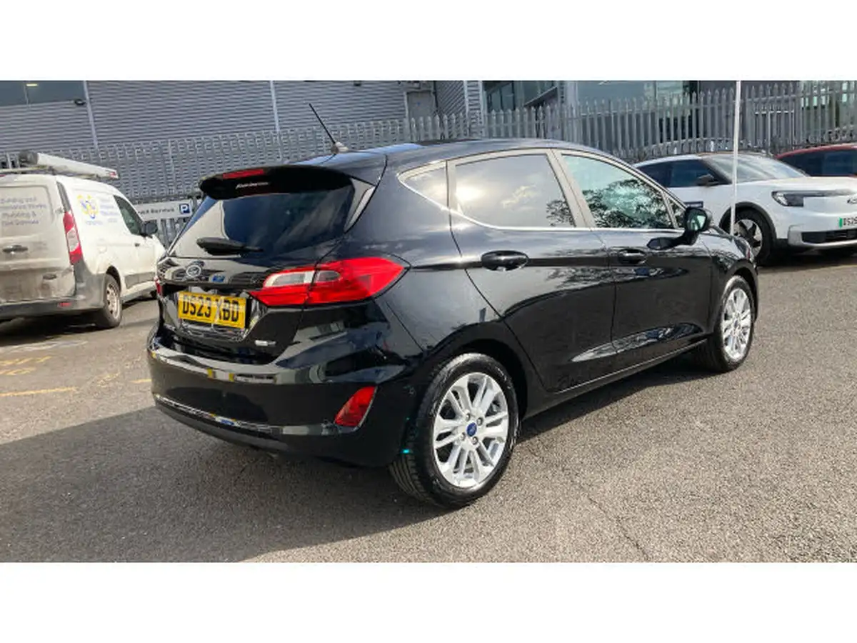 2023-ford-fiesta-10t-titanium-125ps-hybrid-mhev-big-37