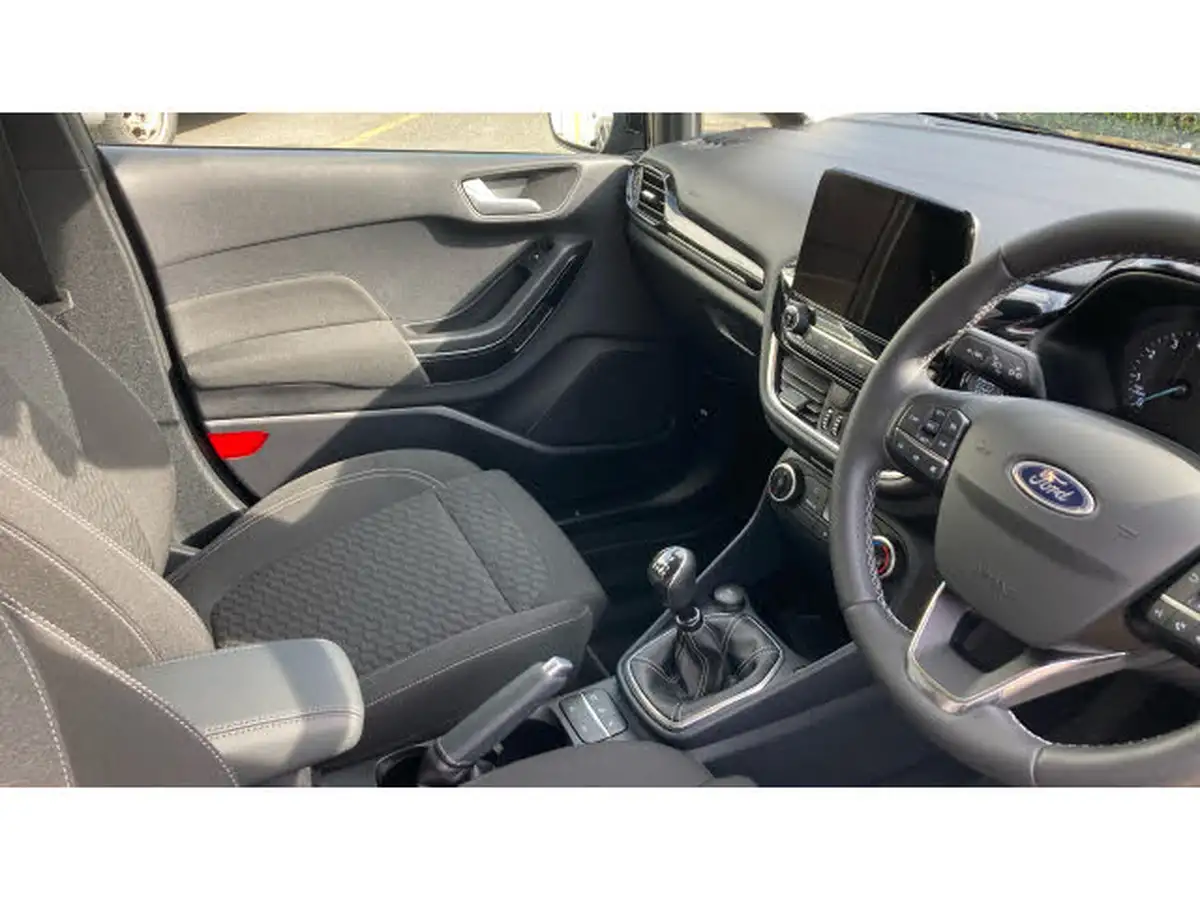 2023-ford-fiesta-10t-titanium-125ps-hybrid-mhev-big-13