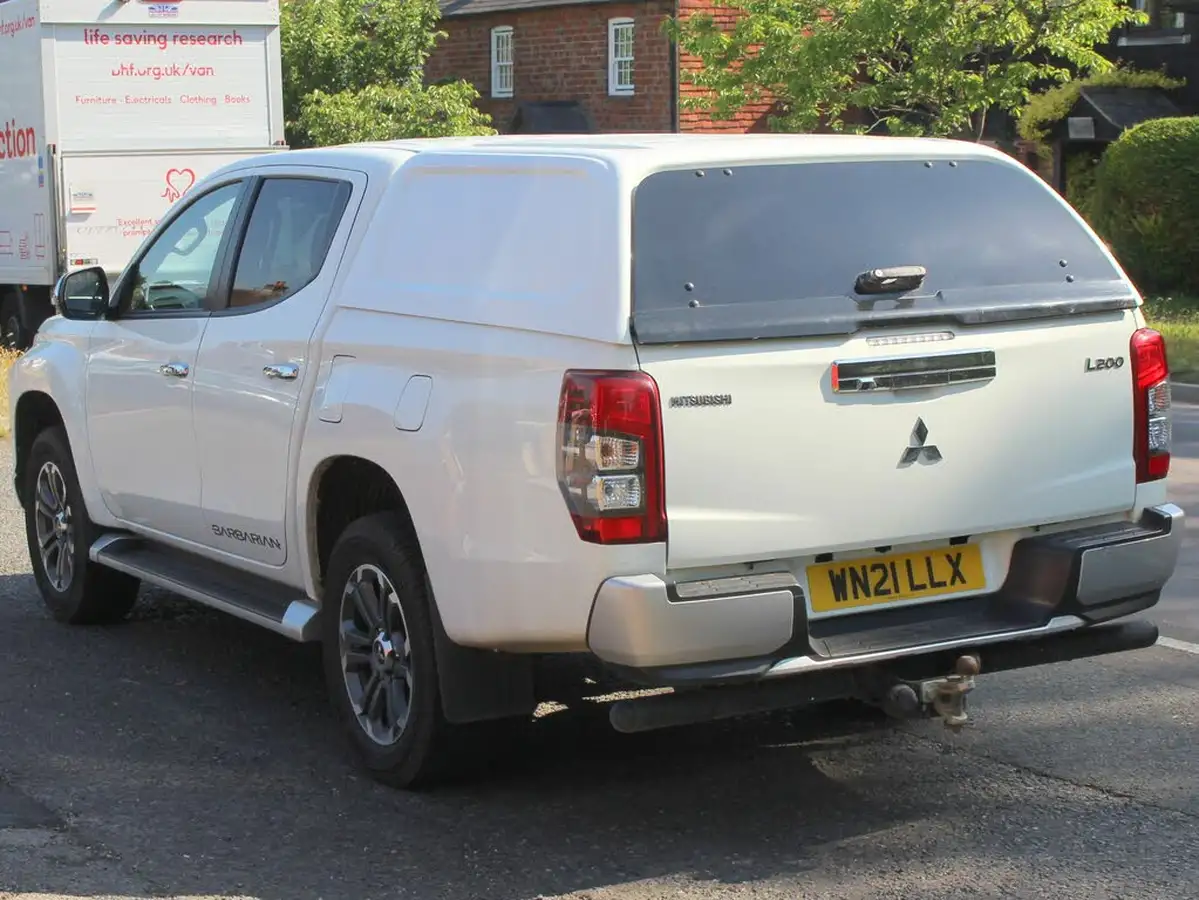 2021-mitsubishi-l200-22di-d-barbarian-big-31