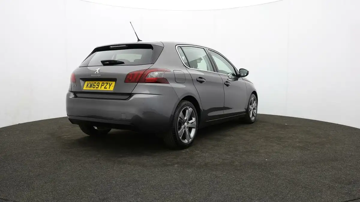 2019-peugeot-308-12-puretech-allure-130bhp-big-79