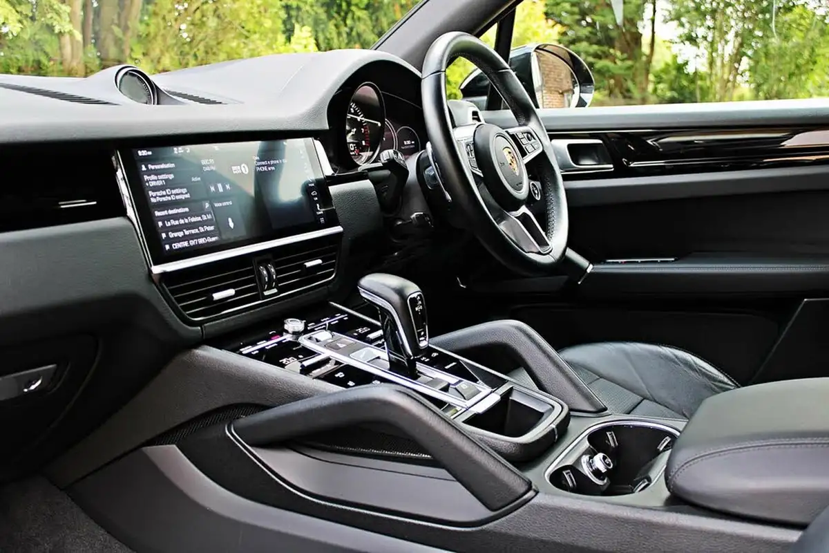 2020-porsche-cayenne-30-v6-e-hybrid-462ps-station-wagon-big-15