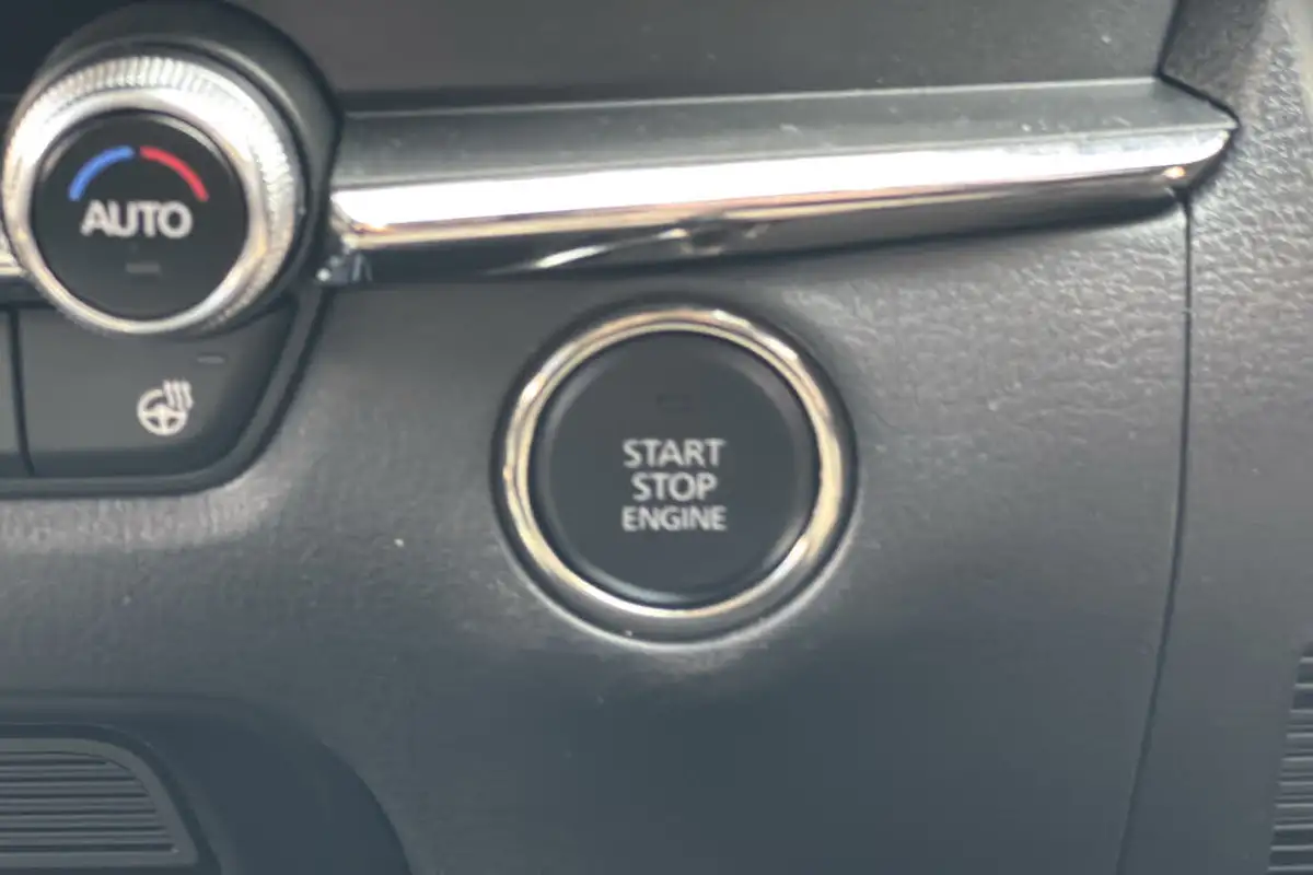 2024-mazda-cx-30-20-e-skyactiv-x-takumi-big-21