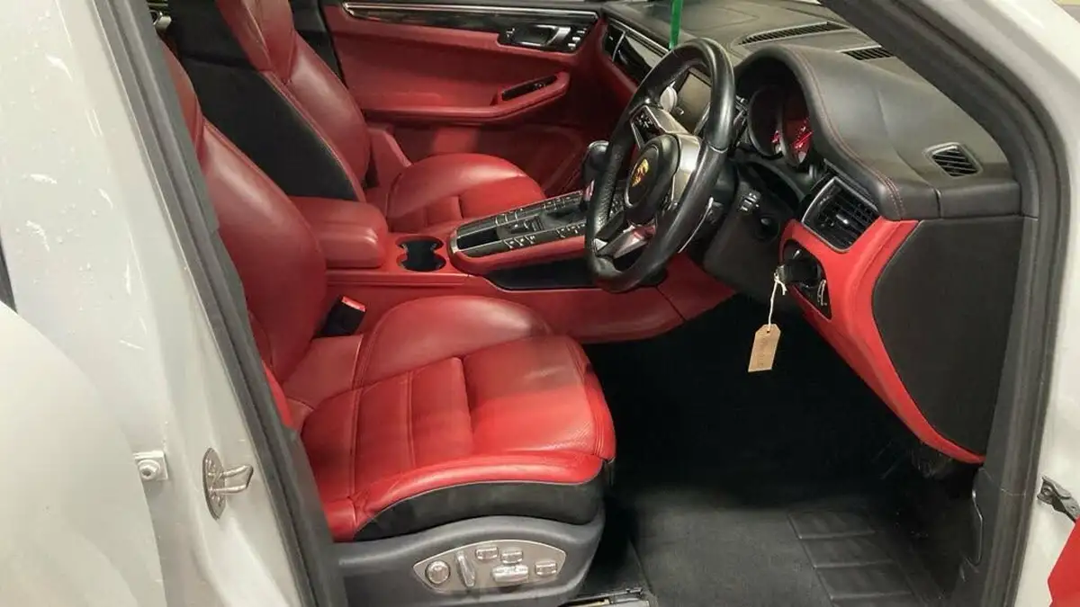 2015-porsche-macan-30-s-big-8