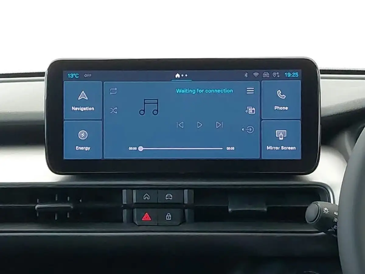 2024-jeep-avenger-e-summit-big-9