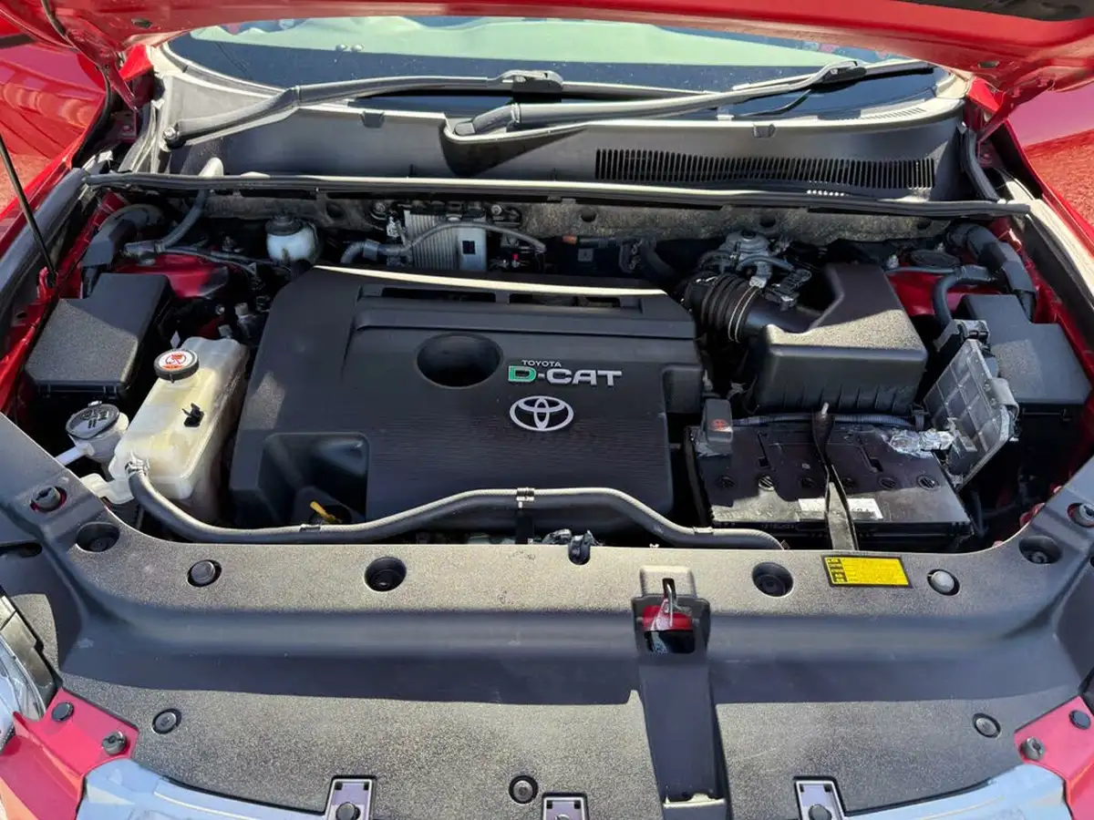 2012-toyota-rav4-22td-xt-r-22d-cat-150bhpawd-auto-big-37