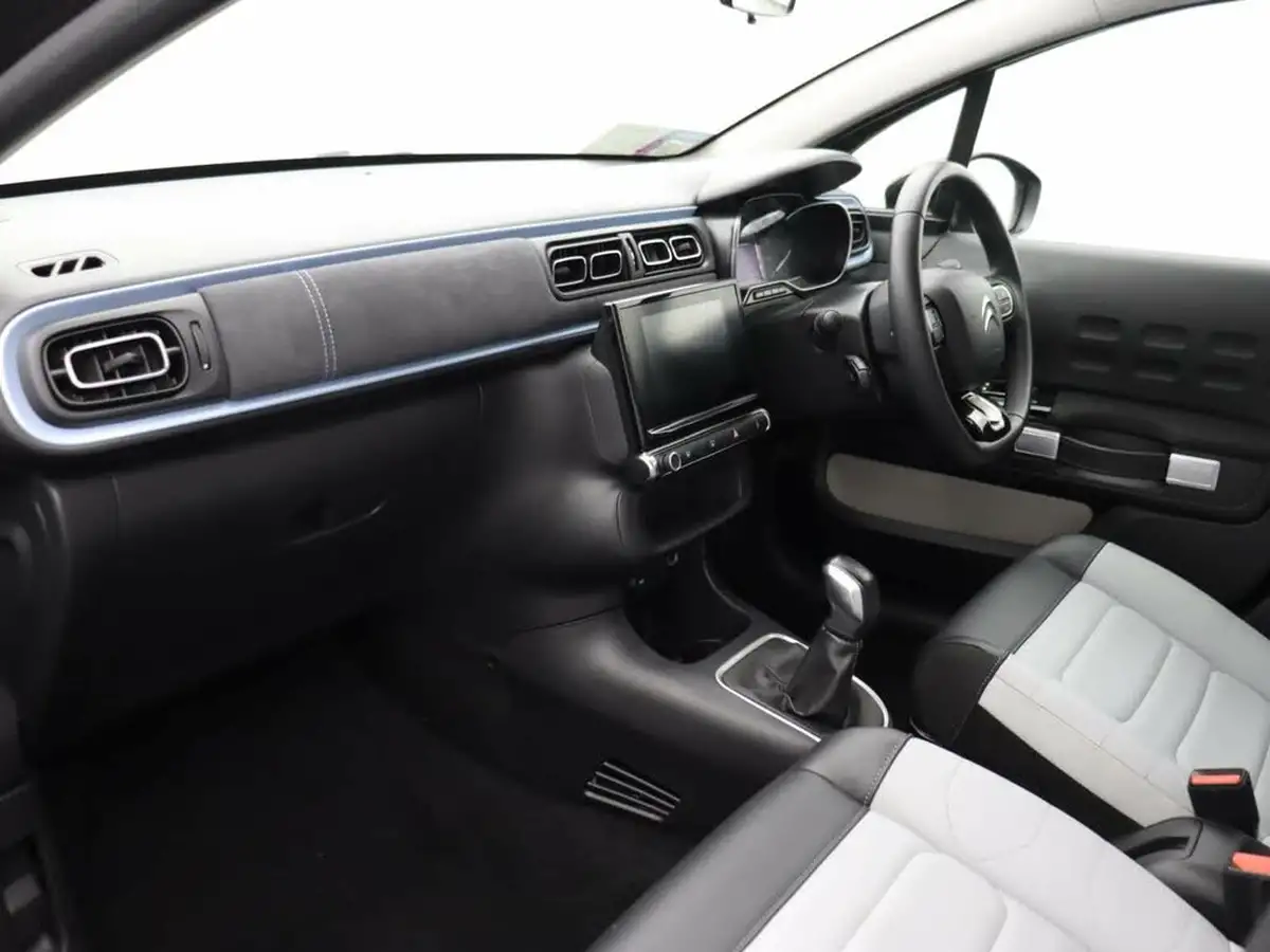2023-citroen-c3-12-puretech-elle-83ps-ss-big-11
