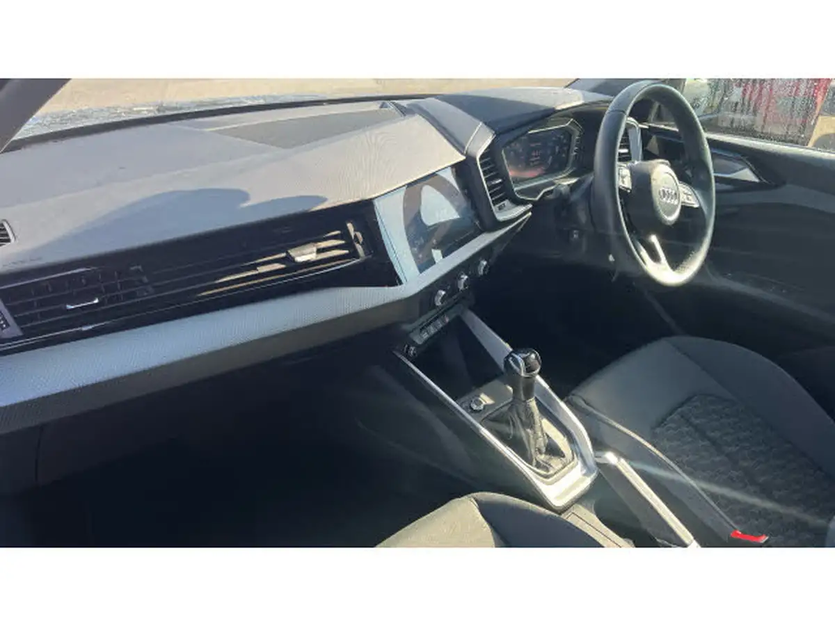 2022-audi-a1-10-30-tfsi-sport-s-tronic-big-8