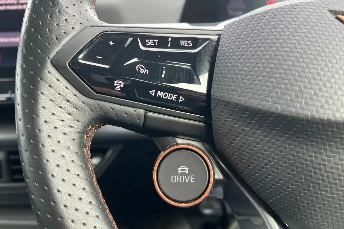 2022-cupra-born-e-v3-230ps-77kwh-e-boost-big-24