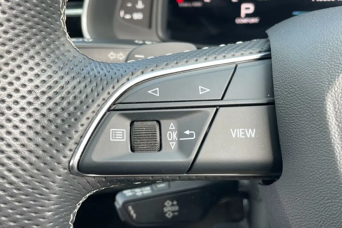 2021-audi-q7-30-50-tdi-black-edition-big-16