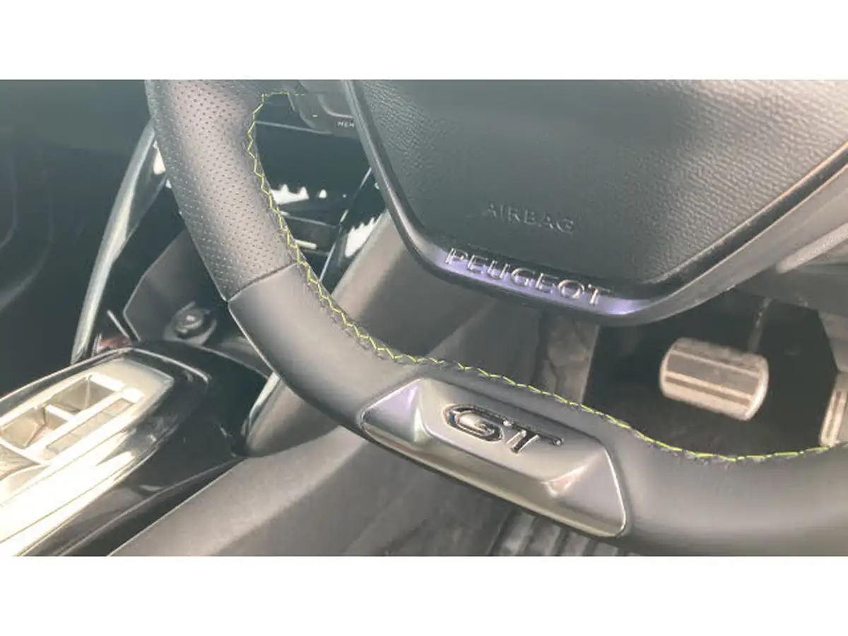 2022-peugeot-208-12-puretech-gt-premium-130bhp-eat8-big-33