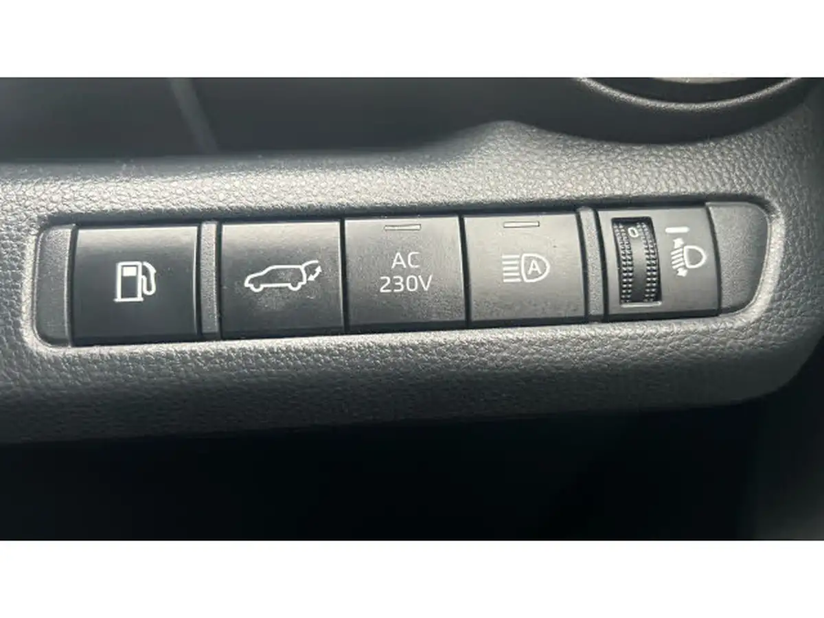 2024-toyota-c-hr-20-vvt-i-design-220bhp-plug-in-big-34