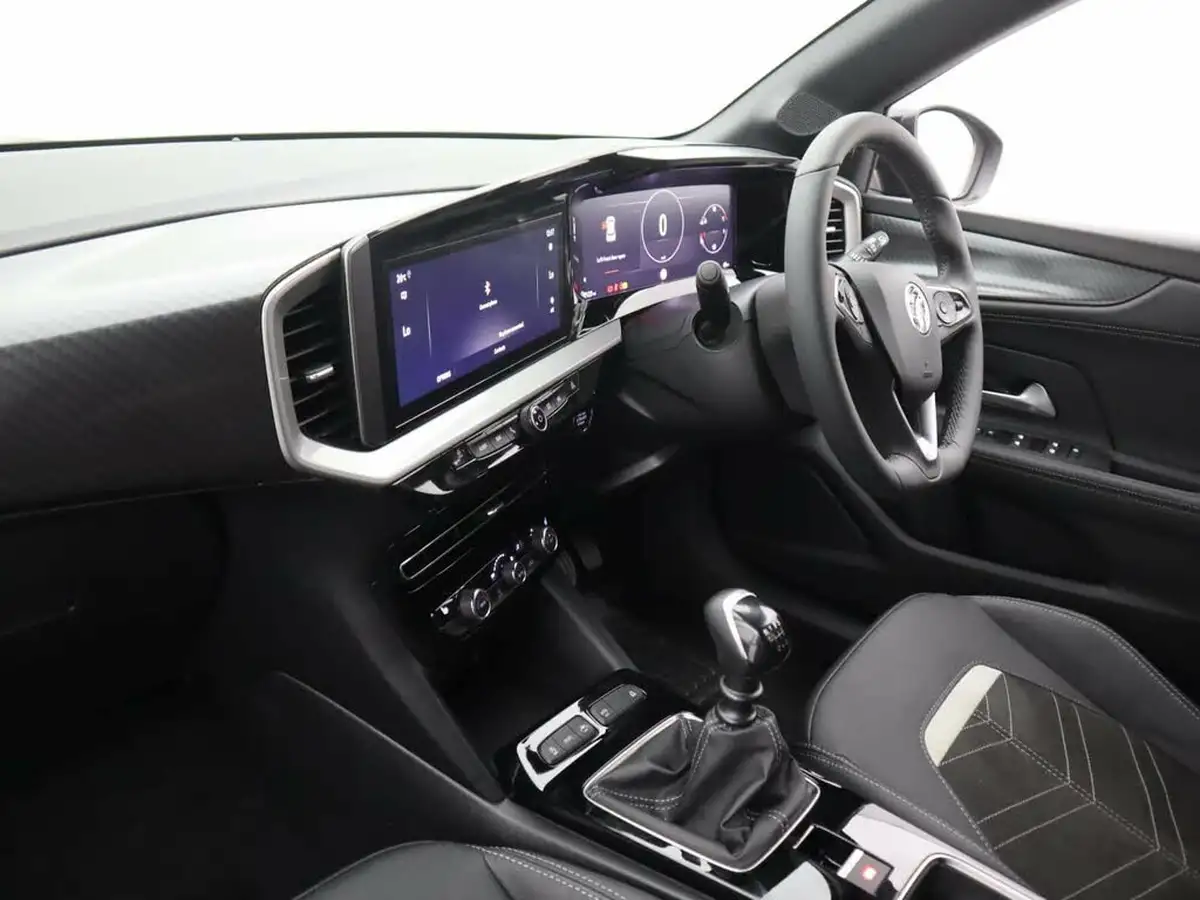 2024-vauxhall-mokka-12-ultimate-136ps-big-8