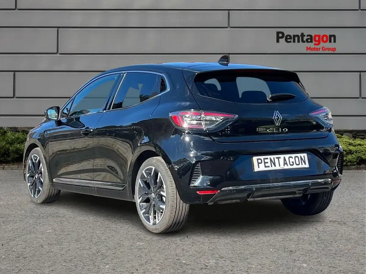2024-renault-clio-16-techno-big-1