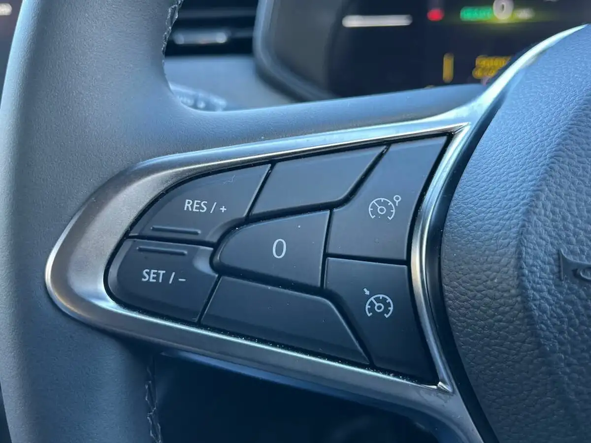 2024-renault-clio-16-techno-big-23
