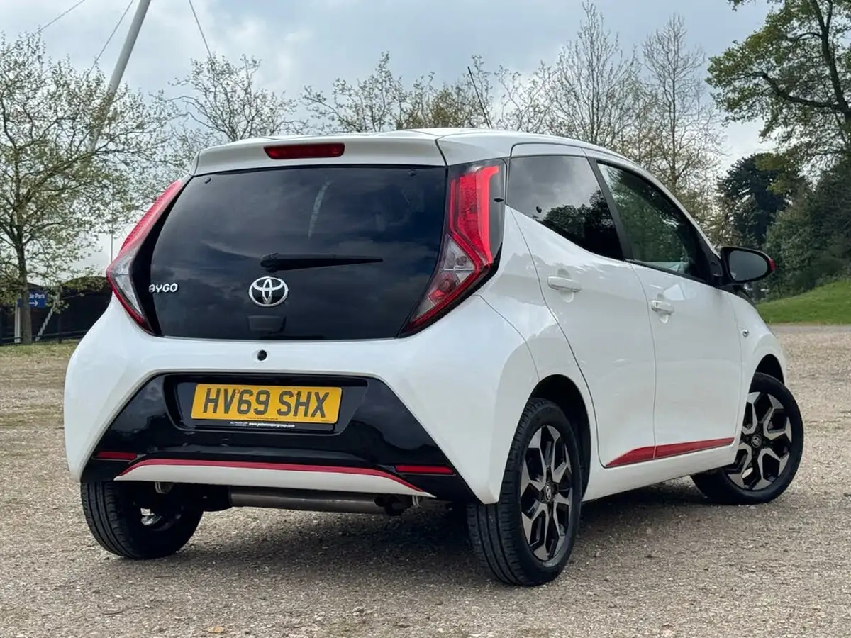 2019-toyota-aygo-10-vvt-i-x-trend-big-6