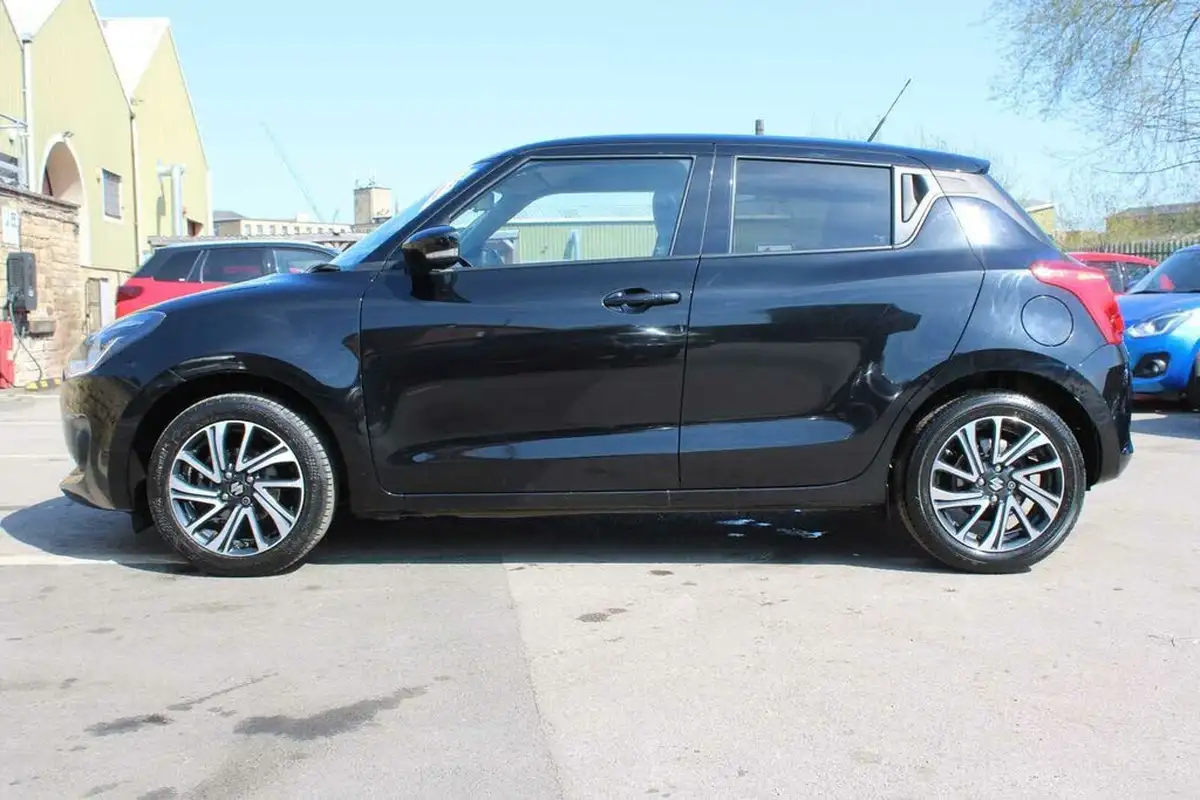 2024-suzuki-swift-12-dualjet-sz5-big-2
