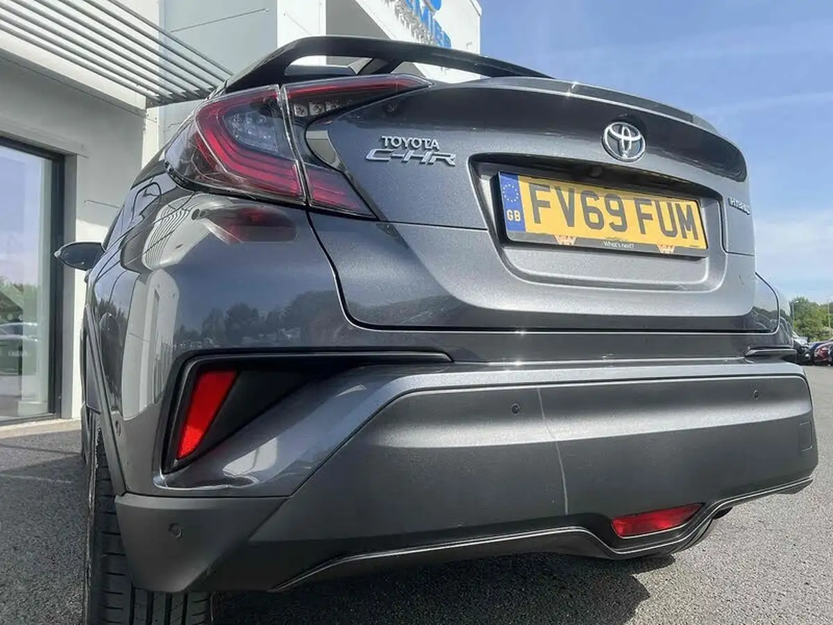 2019-toyota-c-hr-18-vvt-i-dynamic-big-16