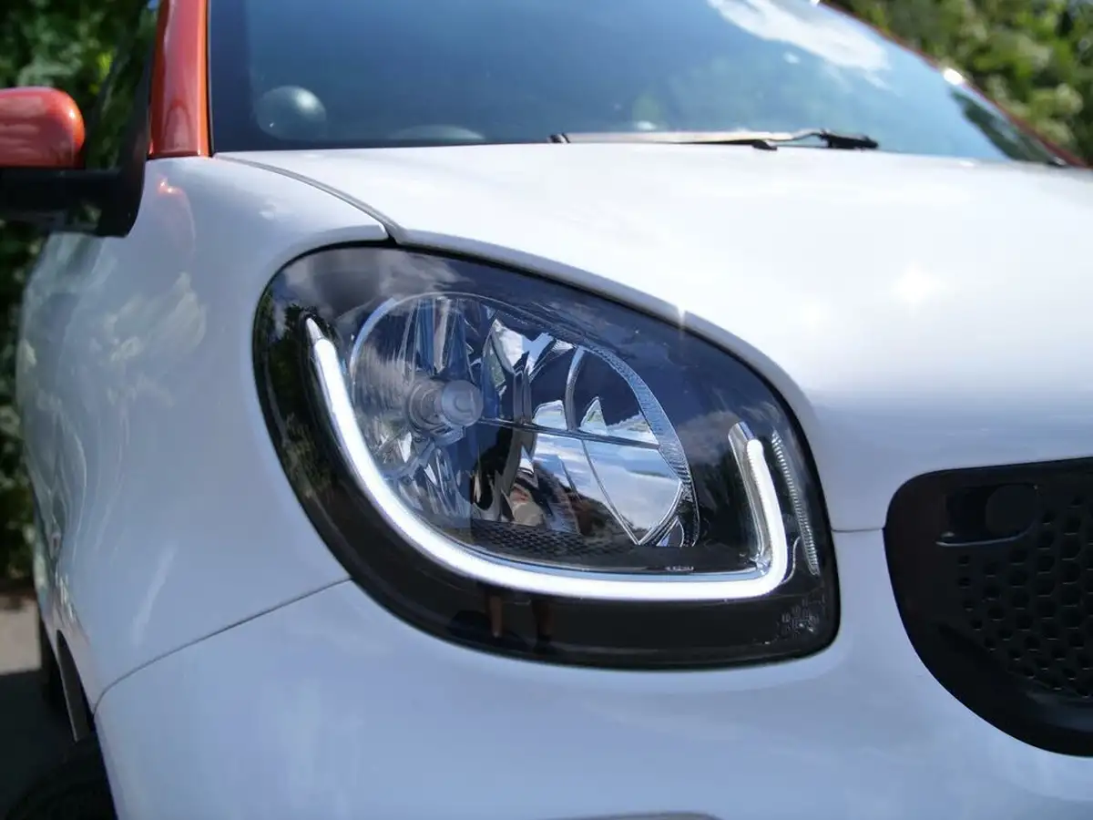 2017-smart-fortwo-09-prime-89bhp-premium-plusss-coupe-twinamic-big-1