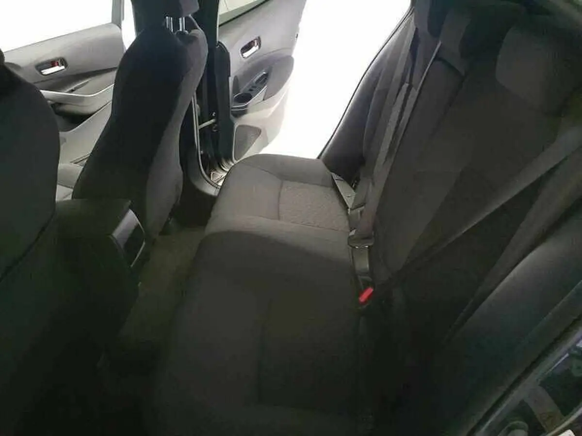 2021-toyota-corolla-18-vvt-i-icon-tech-trk-hatchback-5d-big-22