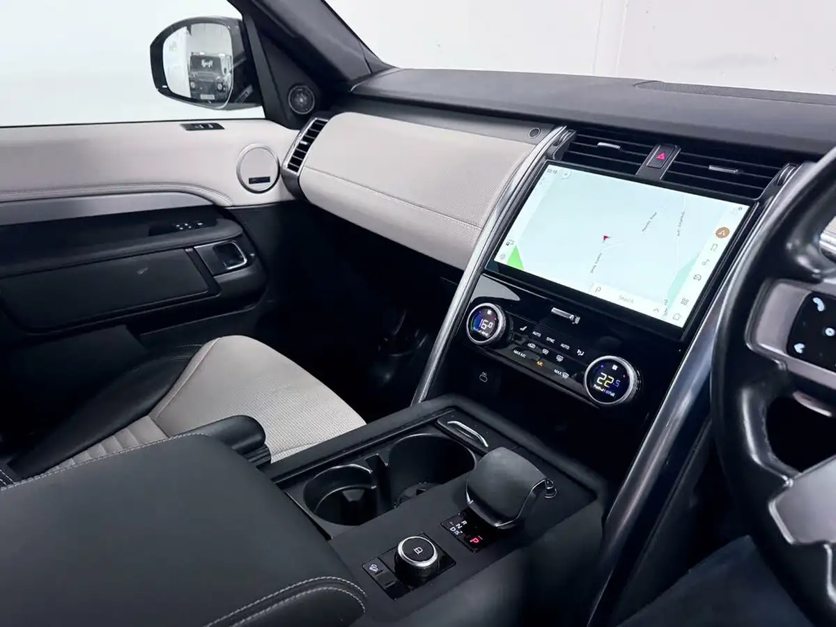 2021-land-rover-discovery-30-d250-r-dynamic-se-250ps-big-35