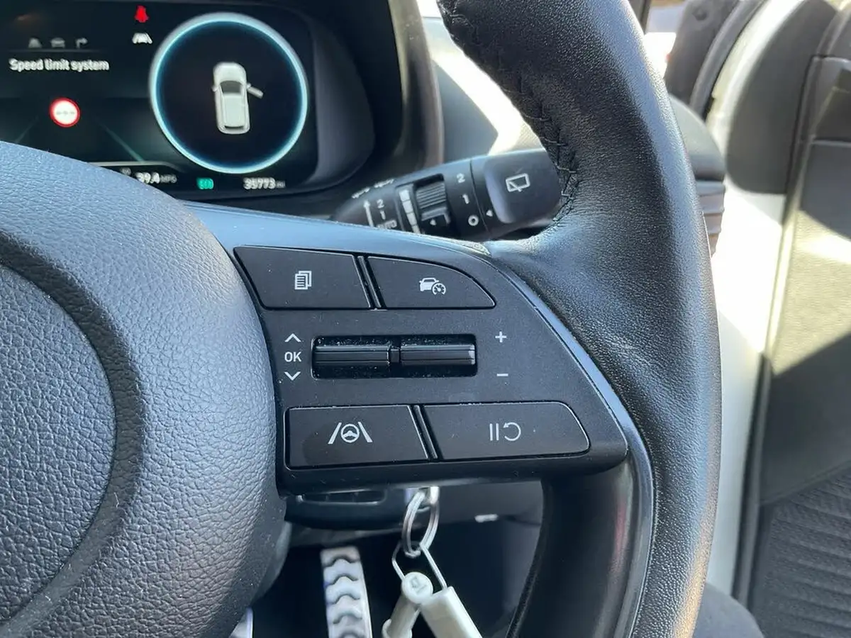 2022-hyundai-bayon-10-t-gdi-premium-100ps-dct-big-18