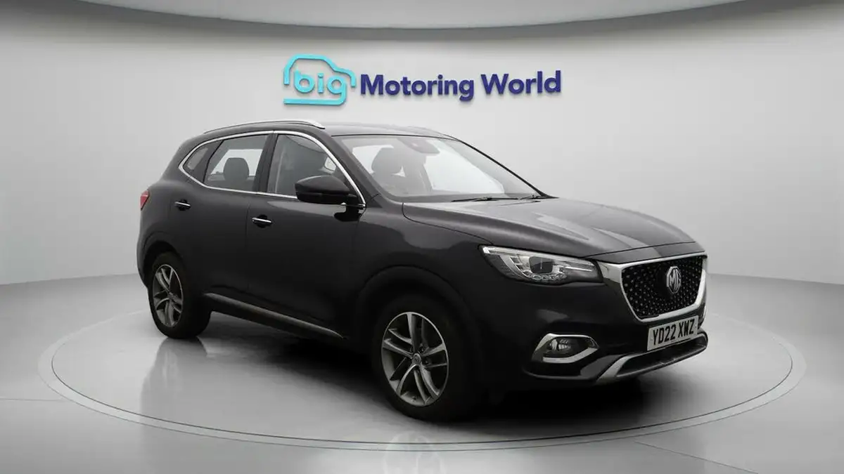 2022-mg-hs-15t-gdi-excite-162ps-big-1