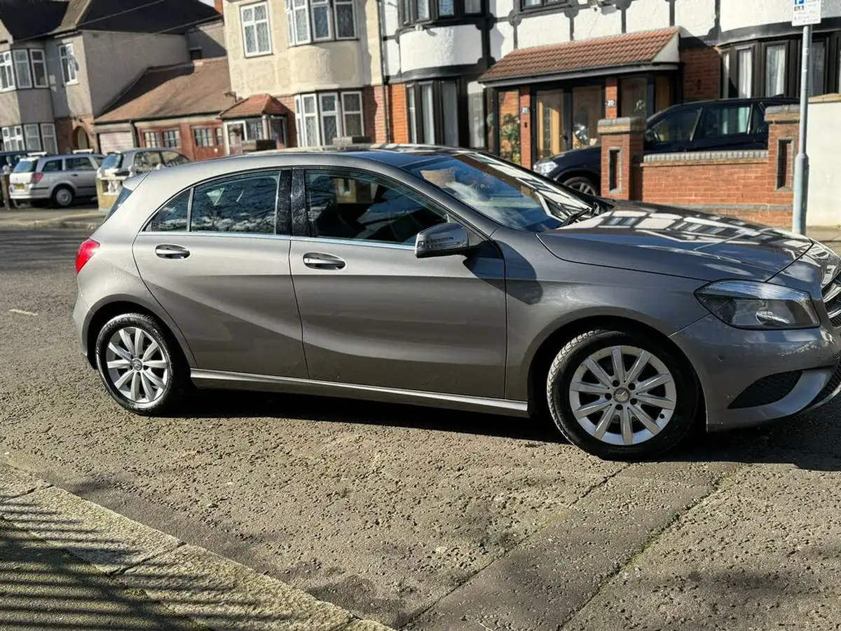 2014-mercedes-benz-a-class-16-a180-se-big-78