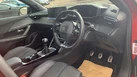 2021-peugeot-2008-suv-12-puretech-gt-small-10