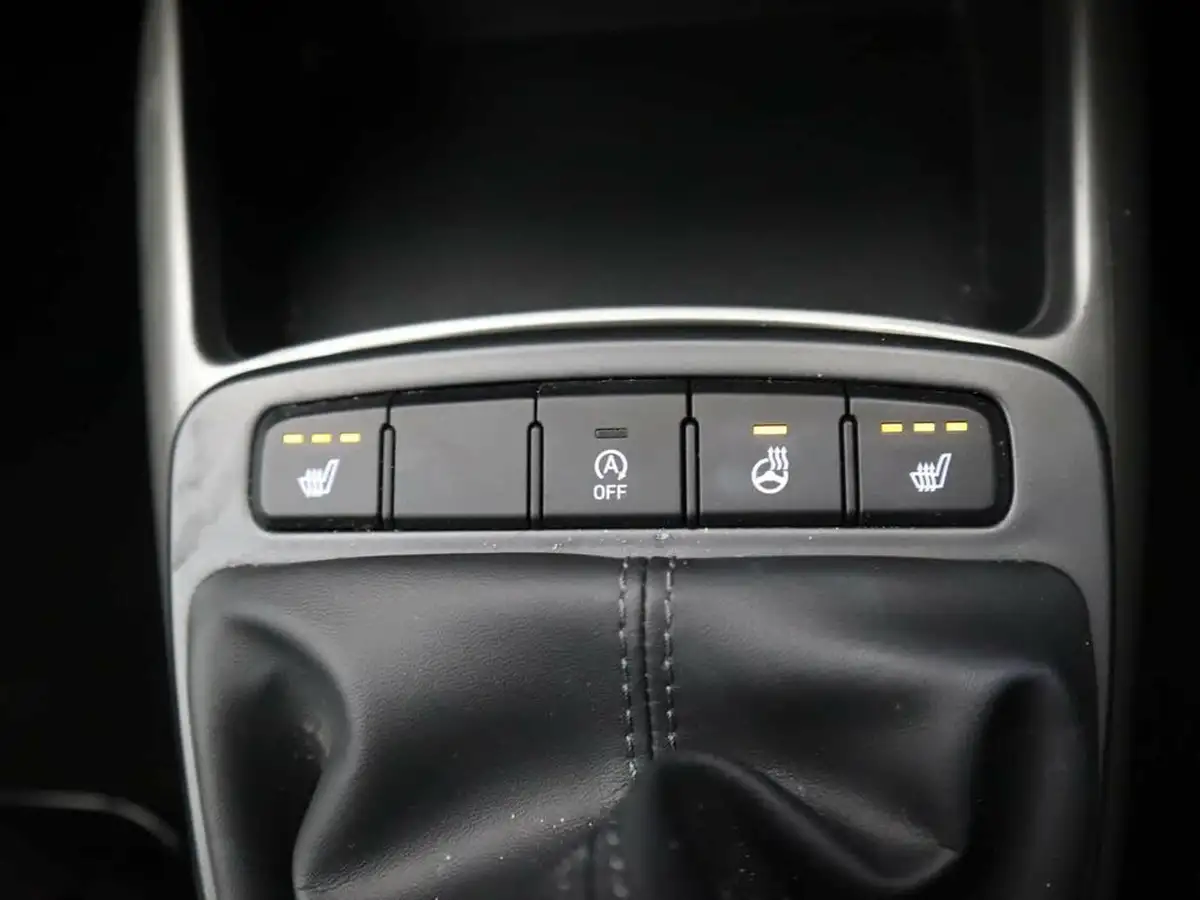 2021-hyundai-i10-12-premium-84ps-1197cc-big-27