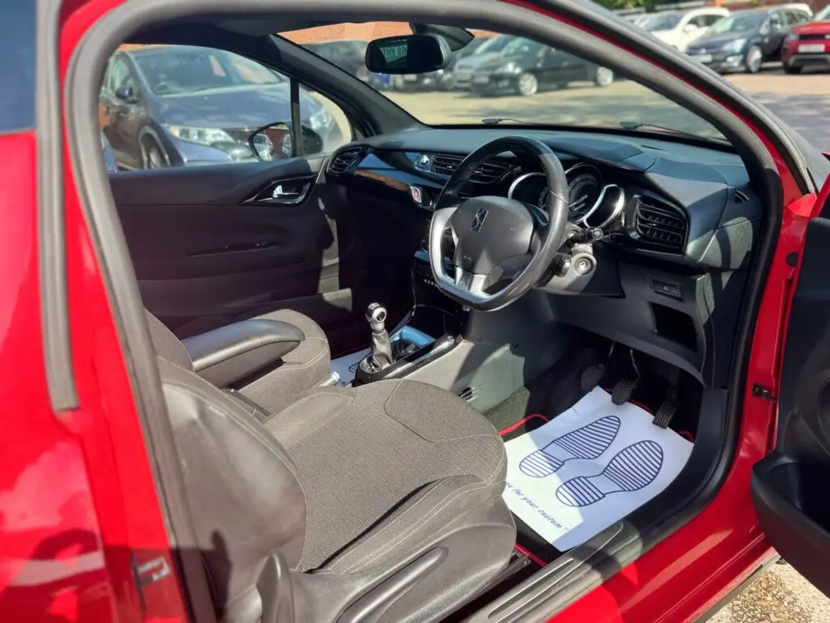 2011-citroen-ds3-16-dstyle-plus-big-22